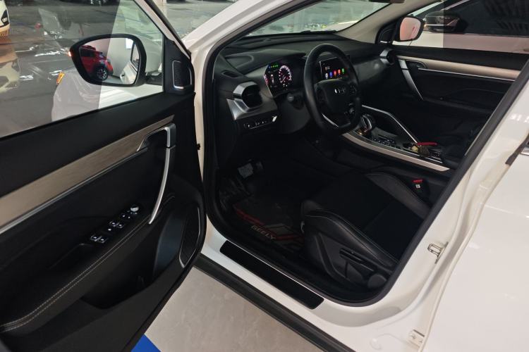 Used Geely Auto Coolray 2019 260T DCT Knight China VI Standard
