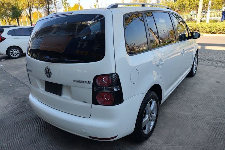 Used Volkswagen Touran 2013 1.4T Manual Fashion Edition 5 Seats
