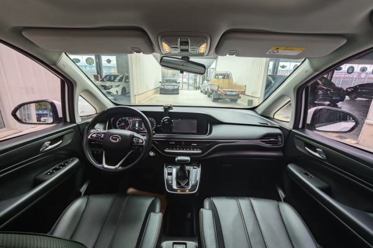 Used GAC Trumpchi M6 2021 270T DCT Luxury Edition (7-seater)