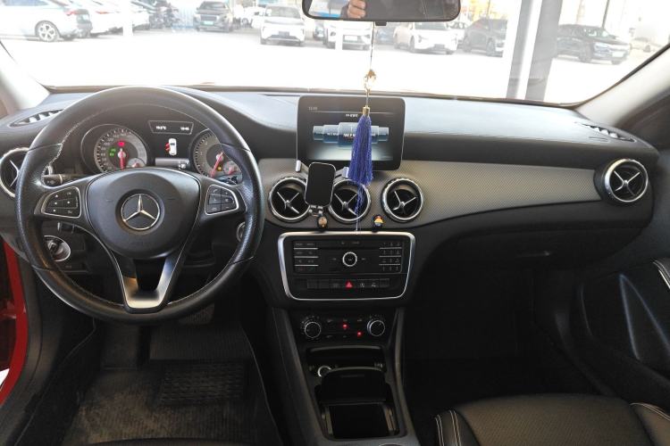 Used Mercedes-Benz GLA 2016 GLA 200 Fashion Model
