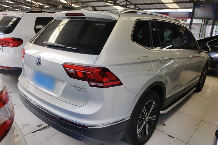 Used Volkswagen Tiguan L 2019 Updated Version 330TSI Automatic Two-Wheel Drive Panoramic Comfort Edition China VI Standard