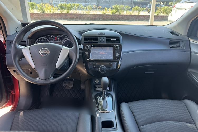 Used Nissan Tiida 2014 1.6L CVT Smart Model
