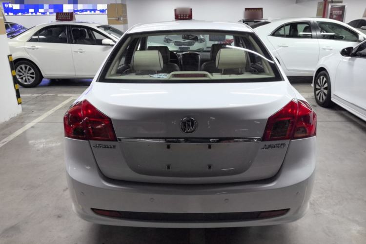 Used Buick Excelle 2015 1.5L Automatic Classic Model
