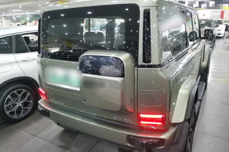 Used  V23 2025 501 Four-Wheel Drive Intelligent Driving Version
