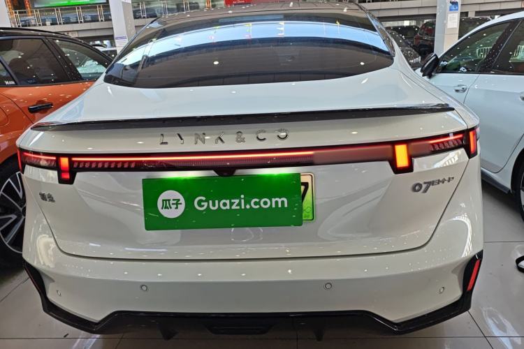 Used Lynk & Co 07 2024 EM-P 126 Long-Range Halo
