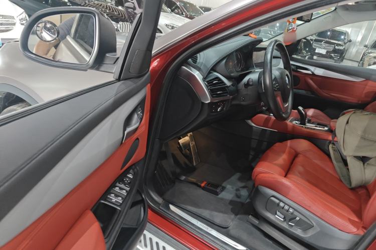 Used BMW X6 2015 xDrive35i Middle East version
