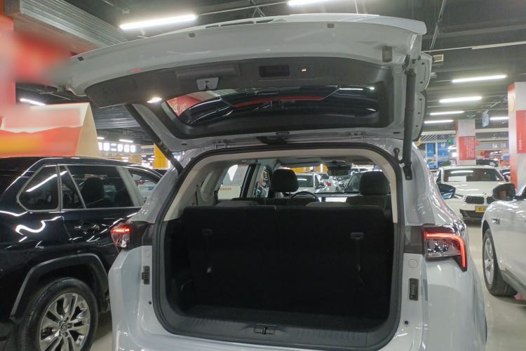 Used JETOUR Shanhai Shanhai L7 2024 1.5T 120km ULTRA 7-Seater
