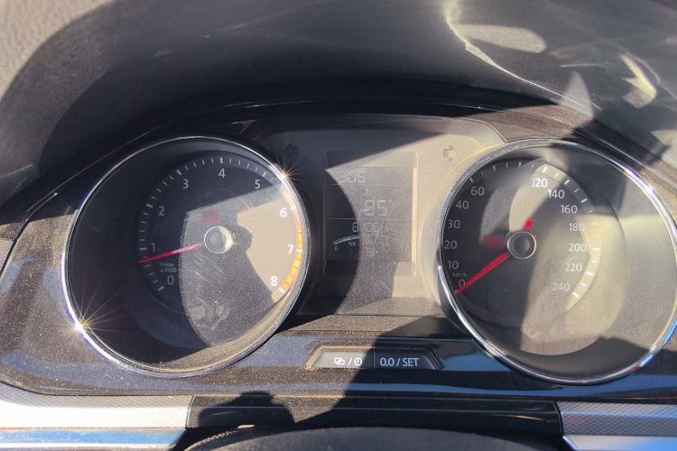 Used Volkswagen Bora 2016 1.6L manual Comfort trim level
