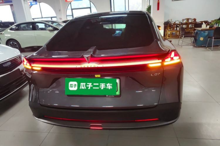 Used  L07 2024 230Max Qiankun Intelligent Driving ADS SE Range-Extended Version