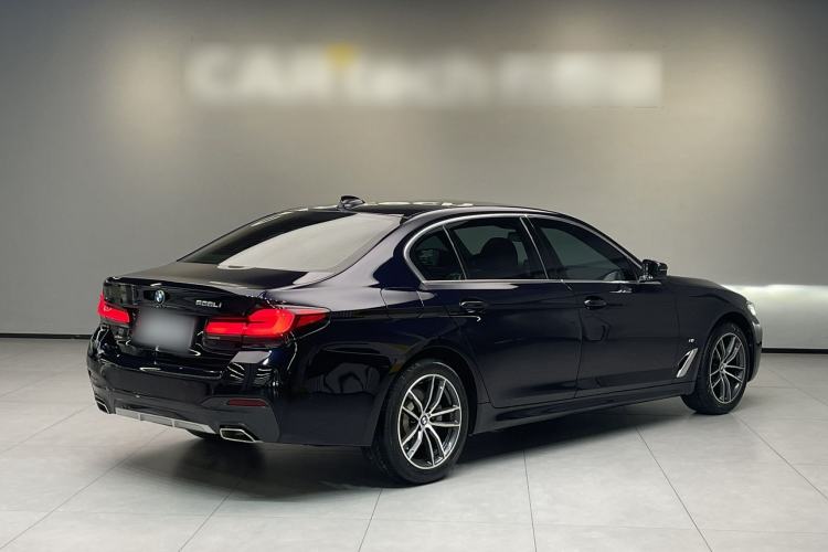 Used BMW 5 Series 2022 Restyled 525Li M Sport Package
