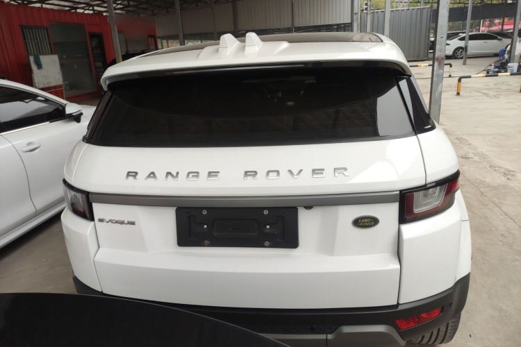 Used Land Rover Range Rover Evoque 2018 240 PS SE Smart Brilliance Edition