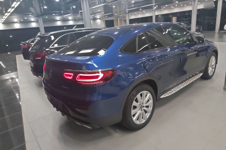 Used Mercedes-Benz GLC Coupe 2021 GLC 260 4MATIC Coupe SUV
