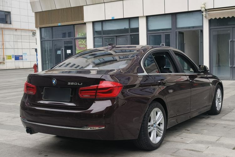 Used BMW 3 Series 2017 320Li Fashion Model

