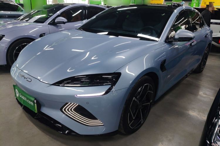 Used BYD Seal 2022 650 km All-Wheel-Drive Performance Version