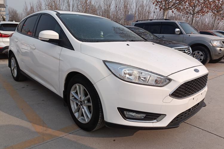 Used Ford Focus 2015 Hatchback EcoBoost 125 Automatic Supreme Style Edition
