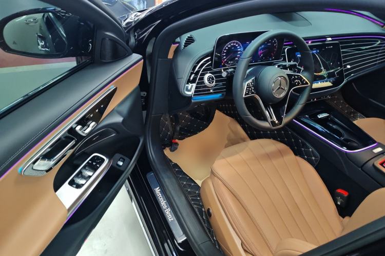 Used Mercedes-Benz E-Class 2025 E 260 L
