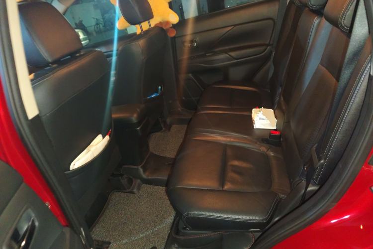 Used Mitsubishi Outlander 2016 2.4L 4x4 Elite Edition 5 Seats
