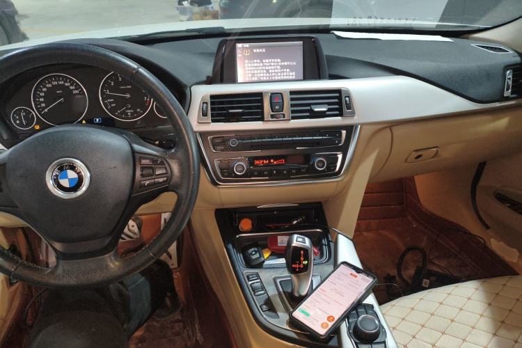 Used BMW 3 Series 2014 320Li Fashion Model
