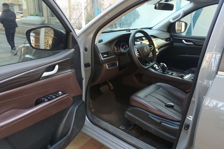 Used Dongfeng Ruichi 7 2022 2.3T Automatic All-Wheel Drive Diesel Standard Version with Long Cargo Bed M9T
