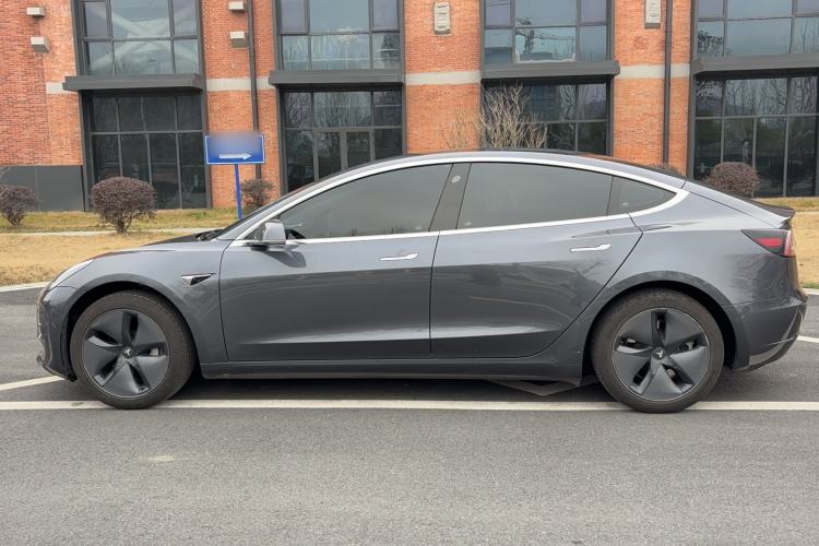 Used Tesla Model 3 2019 Standard Range Rear-Drive Upgraded Version
