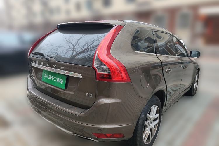 Used Volvo XC60 2017 T5 Smart Upgrade Edition
