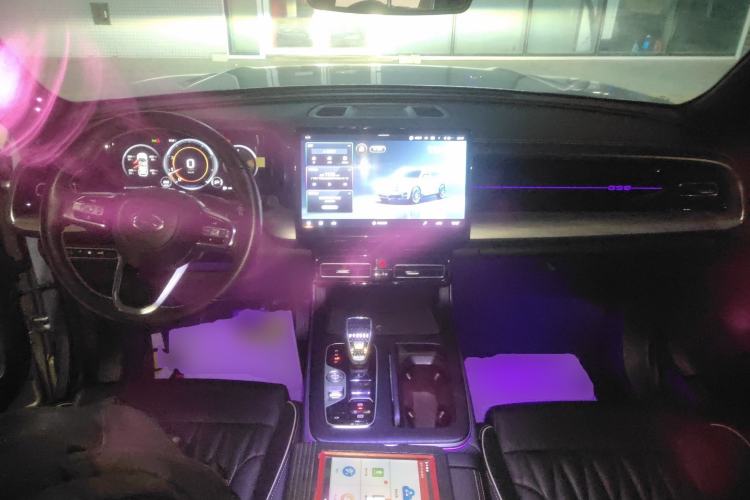 Used GAC Trumpchi GS8 2022 Linghang Series 2.0 TGDI Two-Wheel-Drive Luxury Smart Connectivity Version (7 Seats)