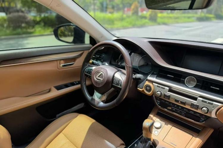 Used Lexus ES 2015 200 Elite Edition