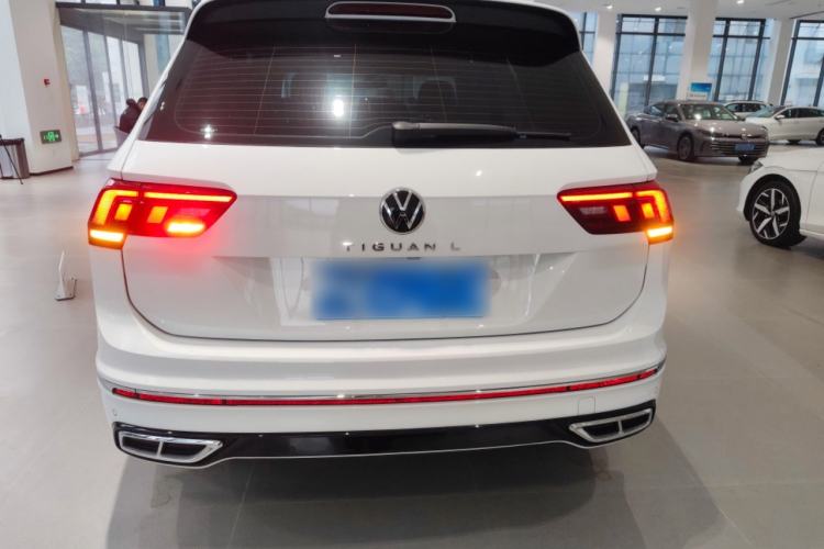 Used Volkswagen Tiguan L 2024 Outstanding Model 330TSI Automatic Two-Wheel Drive R-Line Dragon Glory Edition
