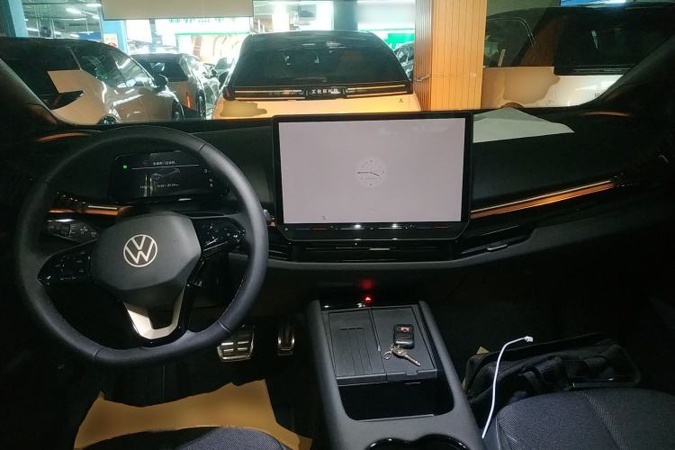 Used Volkswagen ID.UNYX 2024 Pro Long-Range Version
