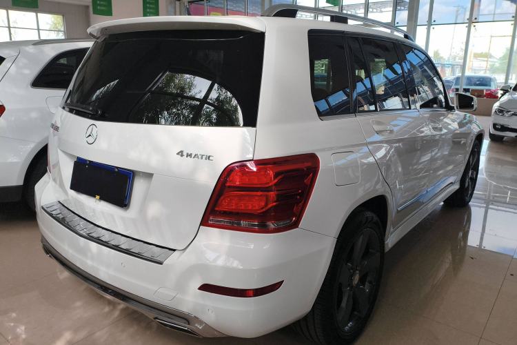 Used Mercedes-Benz GLK-Class 2013 GLK 300 4MATIC Dynamic Sunroof Model