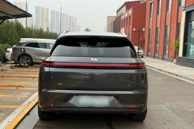 Used Li Auto L7 2023 Pro Model
