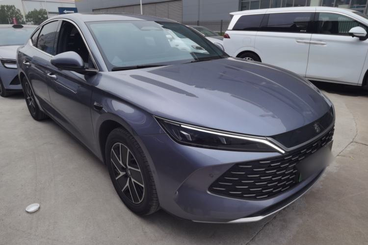 Used BYD Qin L 2025 DM-i Smart Drive 120KM Superior Model
