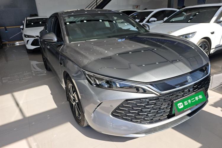 Used BYD Qin L 2025 DM-i Smart Drive 120KM Superior Model
