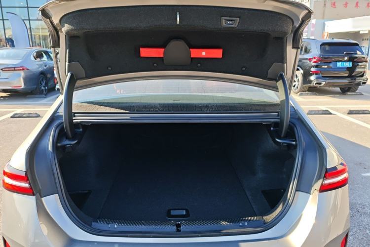 Used BMW i5 2024 eDrive 35L M Sport Package
