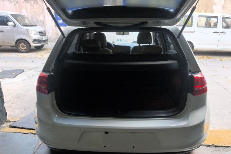 Used Volkswagen Golf 2016 1.6L Automatic Comfort Model
