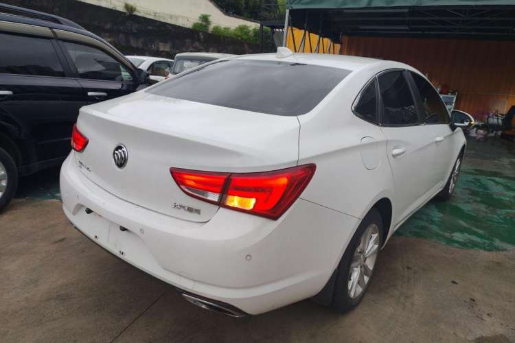 Used Buick Verano 2017 Sedan 20T Dual-Clutch Leading Model
