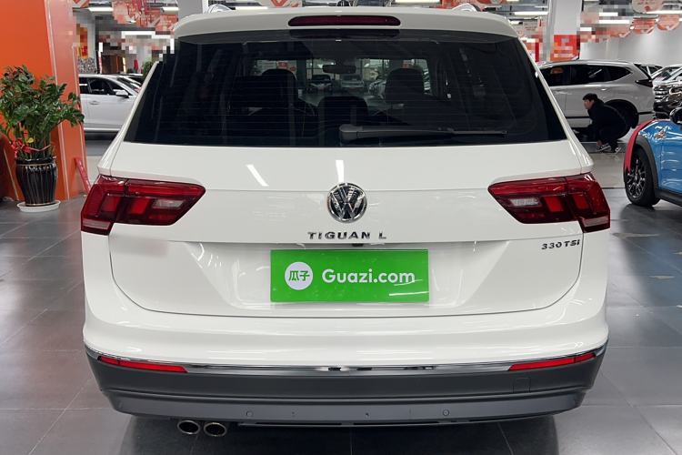Used Volkswagen Tiguan L 2019 Revised 330TSI Automatic Two-Wheel Drive Smart & Luxury Edition China VI Standard

