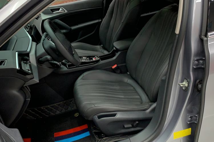 Used Peugeot 408 2022 1.6T Light-Chasing Edition