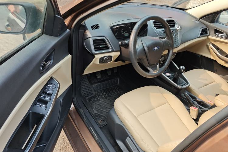 Used Ford Escort 2015 1.5L Manual Comfort Model