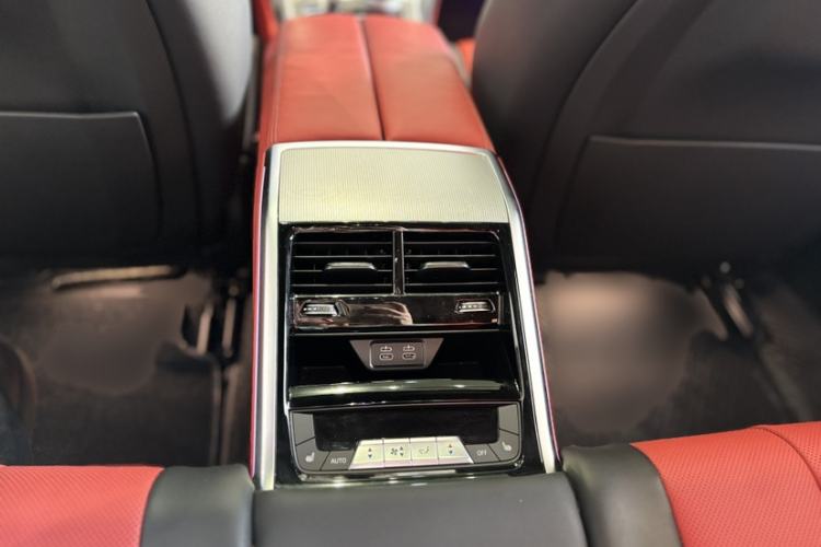 Used BMW 8 Series 2021 Facelift 840i xDrive 4-Door Coupe M Sport Package
