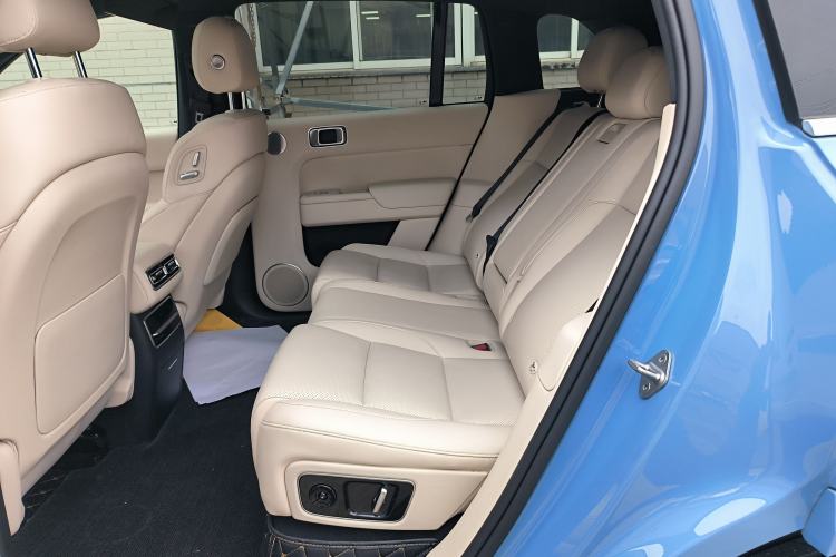 Used Li Auto L7 2023 Max model
