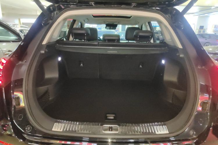 Used Hongqi HS5 2023 2.0T Four-Wheel Drive Flagship Pro Edition
