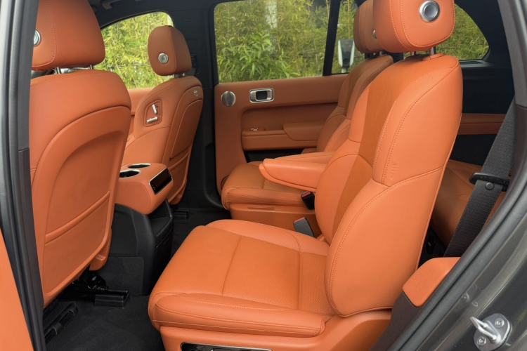 Used Li Auto L8 2024 PRO Model
