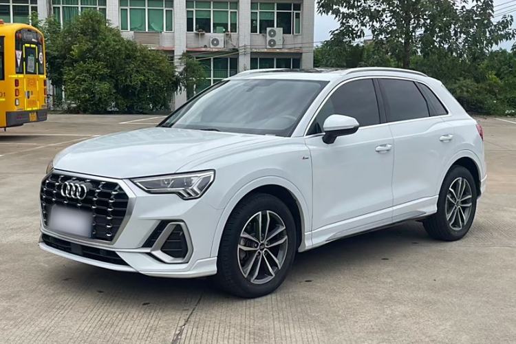 Used Audi Q3 2022 35 TFSI Progressive Dynamic Edition
