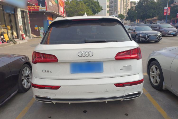 Used Audi Q5L 2020 Updated 40 TFSI Prestige Fashion Edition
