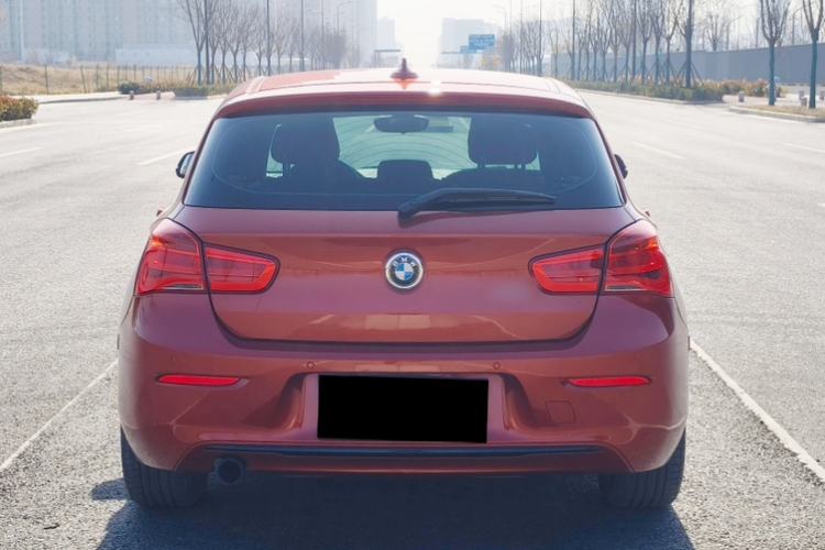 Used BMW 1 Series 2018 118i Sport Design Package
