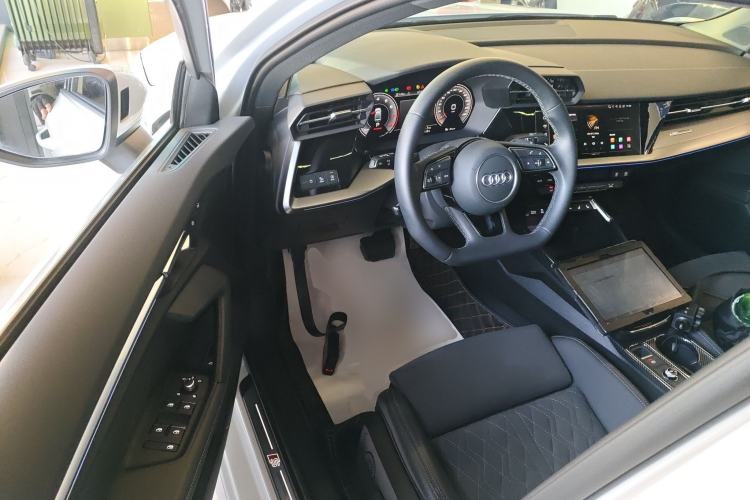 Used Audi A3 2024 A3L Limousine 35 TFSI Luxury Sport Edition
