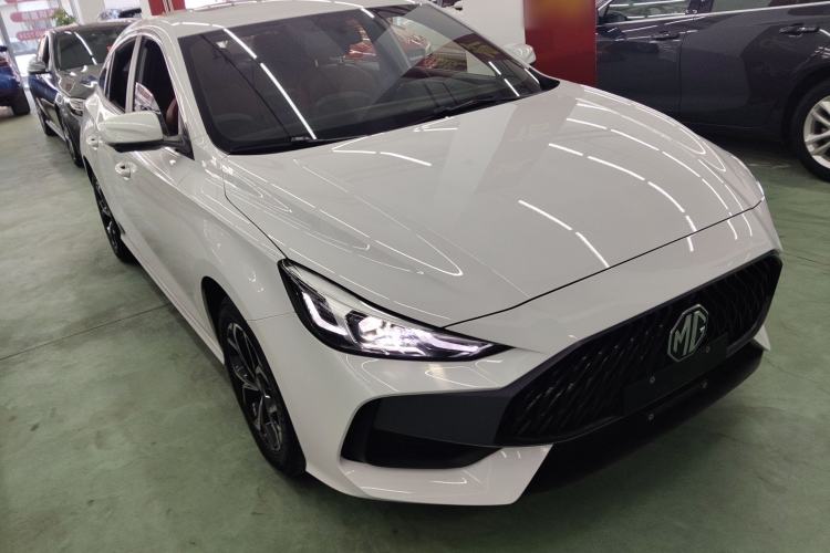 Used MG 5 2023 180 DVVT CVT Luxury Edition
