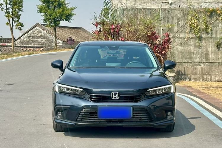 Used Honda Civic 2022 240TURBO CVT Dynamic Edition
