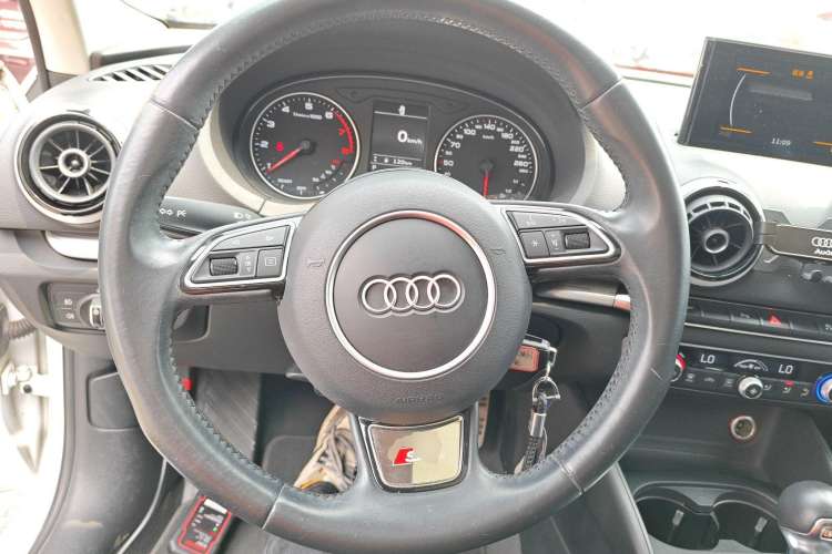 Used Audi A3 2016 Limousine 35 TFSI Style Edition
